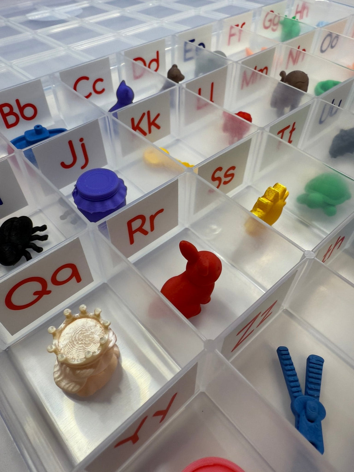 Talkets™ 32 Mini Objects Alphabet & Digraph Set with Labeled Storage Case | Speech Therapy Mini Object | Phonics Manipulatives